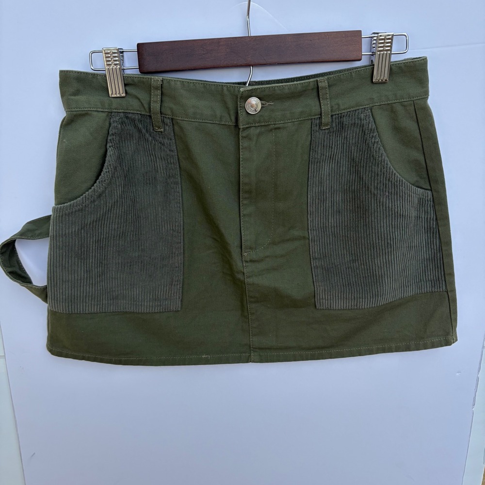 ASOS DESIGN Olive Green Utility Mini Skirt Corduroy Patch Pockets Carpenter US 6